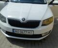 Белый Шкода Октавия, объемом двигателя 1.6 л и пробегом 332 тыс. км за 8400 $, фото 1 на Automoto.ua