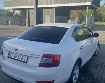 Белый Шкода Октавия, объемом двигателя 1.6 л и пробегом 220 тыс. км за 11000 $, фото 1 на Automoto.ua