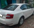 Білий Шкода Октавія, об'ємом двигуна 1.6 л та пробігом 205 тис. км за 12999 $, фото 3 на Automoto.ua
