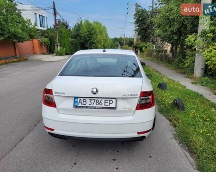 Білий Шкода Октавія, об'ємом двигуна 1.6 л та пробігом 44 тис. км за 16500 $, фото 2 на Automoto.ua
