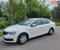 Білий Шкода Октавія, об'ємом двигуна 1.6 л та пробігом 44 тис. км за 16500 $, фото 4 на Automoto.ua