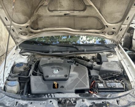 Белый Шкода Октавия, объемом двигателя 1.6 л и пробегом 340 тыс. км за 1550 $, фото 3 на Automoto.ua