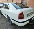 Белый Шкода Октавия, объемом двигателя 1.6 л и пробегом 370 тыс. км за 3297 $, фото 2 на Automoto.ua