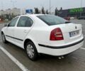 Білий Шкода Октавія, об'ємом двигуна 1.9 л та пробігом 333 тис. км за 2750 $, фото 3 на Automoto.ua