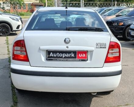 Белый Шкода Октавия, объемом двигателя 1.6 л и пробегом 205 тыс. км за 6290 $, фото 7 на Automoto.ua