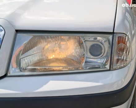 Белый Шкода Октавия, объемом двигателя 1.6 л и пробегом 205 тыс. км за 6290 $, фото 4 на Automoto.ua