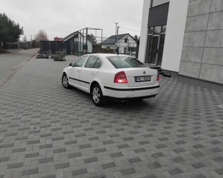Білий Шкода Октавія, об'ємом двигуна 1.9 л та пробігом 300 тис. км за 2200 $, фото 5 на Automoto.ua