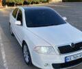 Белый Шкода Октавия, объемом двигателя 2 л и пробегом 293 тыс. км за 6850 $, фото 5 на Automoto.ua