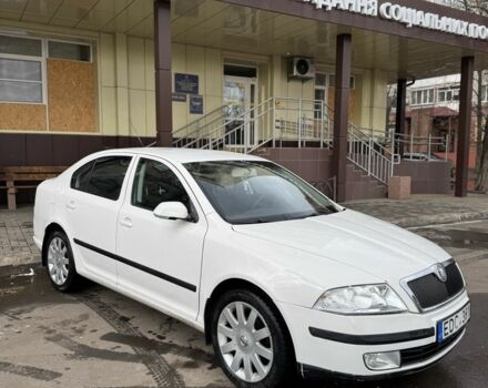 Белый Шкода Октавия, объемом двигателя 1.9 л и пробегом 300 тыс. км за 3500 $, фото 2 на Automoto.ua