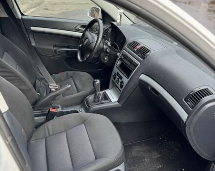 Белый Шкода Октавия, объемом двигателя 1.9 л и пробегом 300 тыс. км за 3500 $, фото 12 на Automoto.ua