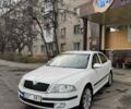 Белый Шкода Октавия, объемом двигателя 1.9 л и пробегом 300 тыс. км за 3500 $, фото 1 на Automoto.ua