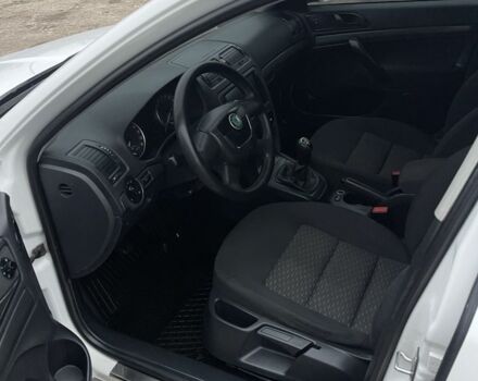 Белый Шкода Октавия, объемом двигателя 1.9 л и пробегом 280 тыс. км за 6400 $, фото 8 на Automoto.ua