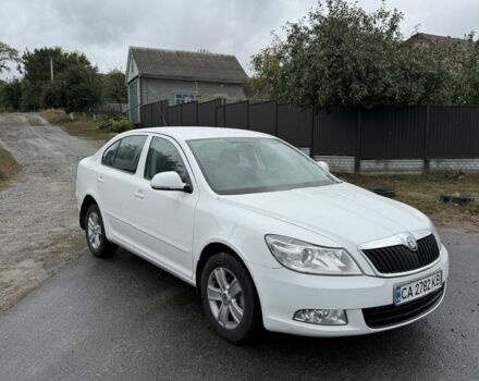 Білий Шкода Октавія, об'ємом двигуна 1.6 л та пробігом 230 тис. км за 6500 $, фото 2 на Automoto.ua
