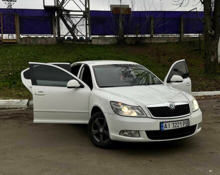 Білий Шкода Октавія, об'ємом двигуна 1.8 л та пробігом 290 тис. км за 7000 $, фото 4 на Automoto.ua