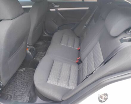 Белый Шкода Октавия, объемом двигателя 1.6 л и пробегом 215 тыс. км за 7800 $, фото 9 на Automoto.ua