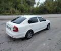 Белый Шкода Октавия, объемом двигателя 1.6 л и пробегом 215 тыс. км за 7800 $, фото 14 на Automoto.ua