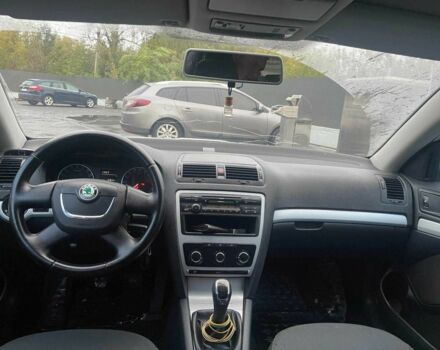 Белый Шкода Октавия, объемом двигателя 1.6 л и пробегом 215 тыс. км за 7800 $, фото 10 на Automoto.ua