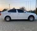Білий Шкода Октавія, об'ємом двигуна 1.8 л та пробігом 245 тис. км за 9000 $, фото 4 на Automoto.ua