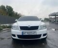 Белый Шкода Октавия, объемом двигателя 1.6 л и пробегом 215 тыс. км за 7800 $, фото 5 на Automoto.ua