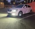 Білий Шкода Октавія, об'ємом двигуна 1.6 л та пробігом 200 тис. км за 8500 $, фото 1 на Automoto.ua