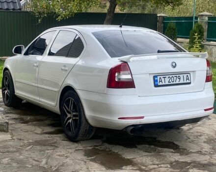 Шкода Октавия 2011 в Верховине на Automoto.ua Белый Шкода Октавия, объемом двигателя 1.8 л и пробегом 300 тыс. км за 6500 $, фото 1 на Automoto.ua