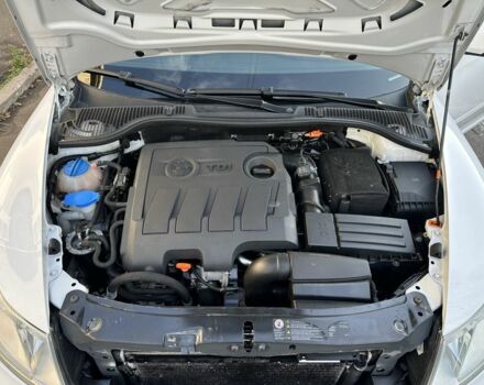 Белый Шкода Октавия, объемом двигателя 1.6 л и пробегом 228 тыс. км за 7700 $, фото 11 на Automoto.ua