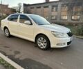 Белый Шкода Октавия, объемом двигателя 1.6 л и пробегом 228 тыс. км за 7700 $, фото 2 на Automoto.ua