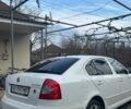 Белый Шкода Октавия, объемом двигателя 1.6 л и пробегом 260 тыс. км за 7500 $, фото 2 на Automoto.ua