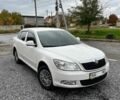 Белый Шкода Октавия, объемом двигателя 1.6 л и пробегом 273 тыс. км за 6850 $, фото 2 на Automoto.ua