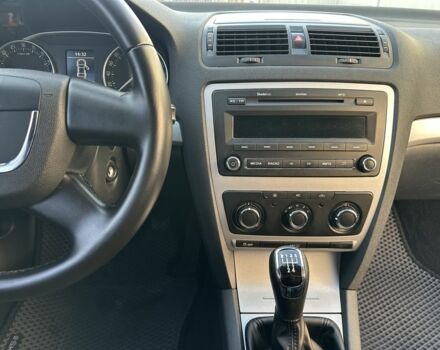 Белый Шкода Октавия, объемом двигателя 1.6 л и пробегом 228 тыс. км за 7700 $, фото 7 на Automoto.ua