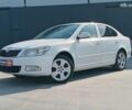 Белый Шкода Октавия, объемом двигателя 1.6 л и пробегом 385 тыс. км за 7990 $, фото 1 на Automoto.ua