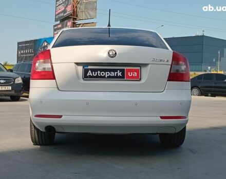 Белый Шкода Октавия, объемом двигателя 1.6 л и пробегом 385 тыс. км за 7990 $, фото 5 на Automoto.ua