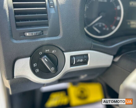 Белый Шкода Октавия, объемом двигателя 1.6 л и пробегом 123 тыс. км за 8600 $, фото 6 на Automoto.ua