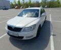 Белый Шкода Октавия, объемом двигателя 1.8 л и пробегом 205 тыс. км за 8100 $, фото 1 на Automoto.ua