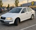 Білий Шкода Октавія, об'ємом двигуна 1.6 л та пробігом 276 тис. км за 3232 $, фото 1 на Automoto.ua