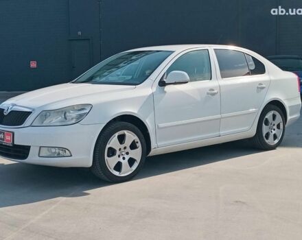 Белый Шкода Октавия, объемом двигателя 1.6 л и пробегом 385 тыс. км за 7990 $, фото 8 на Automoto.ua