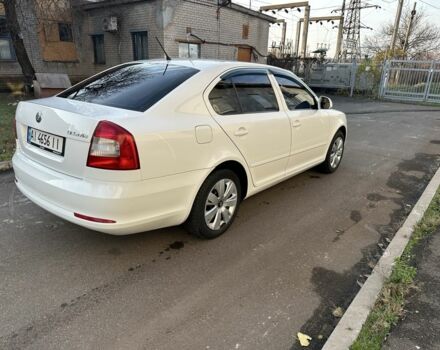 Белый Шкода Октавия, объемом двигателя 1.6 л и пробегом 228 тыс. км за 7700 $, фото 3 на Automoto.ua