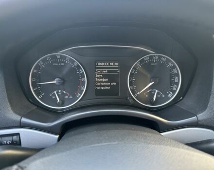 Белый Шкода Октавия, объемом двигателя 1.6 л и пробегом 228 тыс. км за 7700 $, фото 9 на Automoto.ua