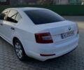 Білий Шкода Октавія, об'ємом двигуна 1.6 л та пробігом 297 тис. км за 9000 $, фото 2 на Automoto.ua