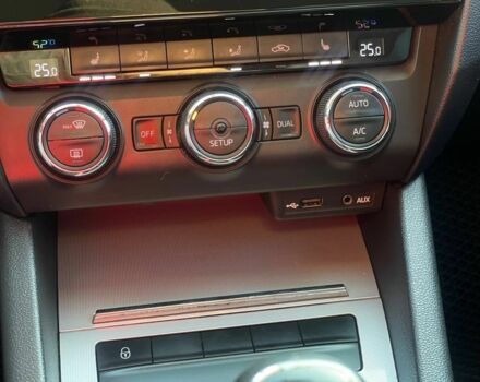 Белый Шкода Октавия, объемом двигателя 1.4 л и пробегом 255 тыс. км за 9400 $, фото 11 на Automoto.ua