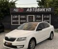 Белый Шкода Октавия, объемом двигателя 0 л и пробегом 330 тыс. км за 9021 $, фото 1 на Automoto.ua