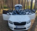 Белый Шкода Октавия, объемом двигателя 1.8 л и пробегом 266 тыс. км за 8275 $, фото 3 на Automoto.ua