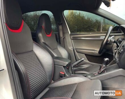 Белый Шкода Октавия, объемом двигателя 2 л и пробегом 220 тыс. км за 15790 $, фото 8 на Automoto.ua