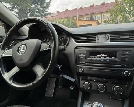Шкода Октавия 2014 в Ужгороде на Automoto.ua Белый Шкода Октавия, объемом двигателя 1.6 л и пробегом 270 тыс. км за 9199 $, фото 10 на Automoto.ua