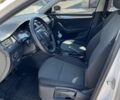 Белый Шкода Октавия, объемом двигателя 1.6 л и пробегом 230 тыс. км за 9000 $, фото 5 на Automoto.ua