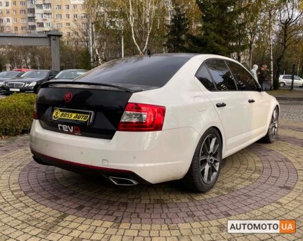 Белый Шкода Октавия, объемом двигателя 2 л и пробегом 220 тыс. км за 15790 $, фото 6 на Automoto.ua