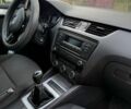 Белый Шкода Октавия, объемом двигателя 1.6 л и пробегом 195 тыс. км за 10500 $, фото 5 на Automoto.ua