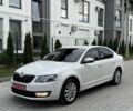 Шкода Октавия 2014 в Ужгороде на Automoto.ua Белый Шкода Октавия, объемом двигателя 1.6 л и пробегом 270 тыс. км за 9199 $, фото 1 на Automoto.ua
