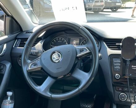 Белый Шкода Октавия, объемом двигателя 1.6 л и пробегом 120 тыс. км за 12340 $, фото 12 на Automoto.ua