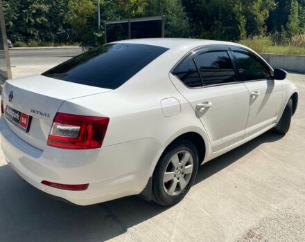 Белый Шкода Октавия, объемом двигателя 1.6 л и пробегом 180 тыс. км за 10790 $, фото 9 на Automoto.ua